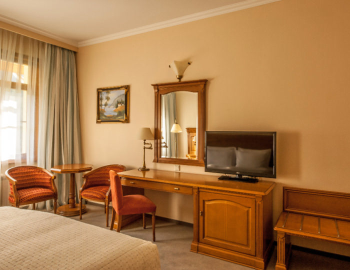 Панорамный люкс / Категория Сюит - Курортный комплекс Гранд Отель Поляна / Grand Hotel Polyana