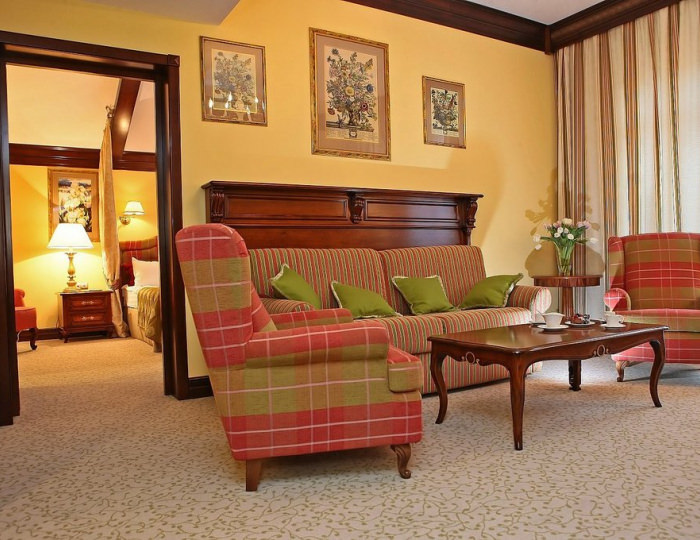 Люкс 2-комнатный / Категория Люкс - Курортный комплекс Гранд Отель Поляна / Grand Hotel Polyana