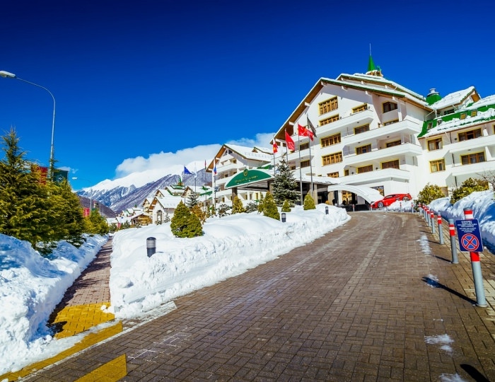 Контакты - Курортный комплекс Гранд Отель Поляна / Grand Hotel Polyana Контакты - Курортный комплекс Гранд Отель Поляна / Grand Hotel Polyana